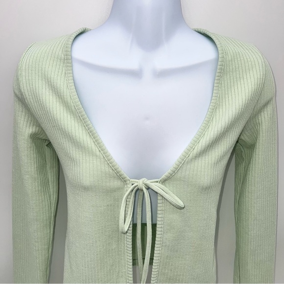 H&M Divided Women’s Light Green Ribbed Knit Open V Front Tie Cardigan-Size XL - Picture 2 of 8